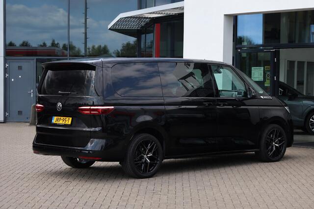 Volkswagen MULTIVAN 1.5 eHybrid L2 Bulli Edition 4Motion Harman & Kardon leder / alcantara 7p Head up area view easy open elektrische achterklep DCC adaptief onderstel 4 x stoelverwarming travel assist 90% privacy glas 19" LMV parkeerpakket plus NL auto 48 mnd 100.000km gara