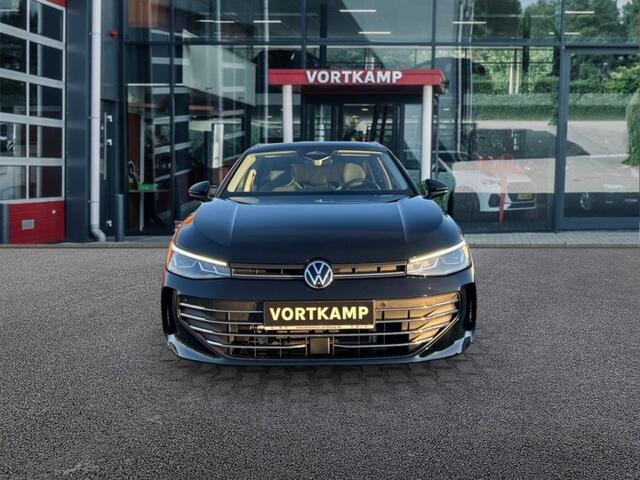 Volkswagen PASSAT 1.5 eTSI DSG BUSINESS TREKHAAK/CAMERA/NAVI/CARPLAY/ACC/STOELVERW