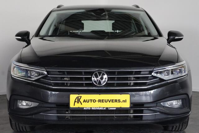 Volkswagen PASSAT Variant 2.0 TDI Business / ACC / LED / Navi / CarPlay / Cam / DSG