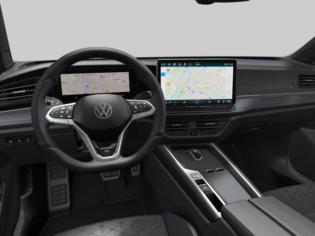 Volkswagen PASSAT Variant R-Line-Edition (9) 1.5 eHybrid 150 kW / 204 pk Va Volkswagen Passat Variant R-Line-Edition 1.5 eHybrid 204 pk 6 versn. DSG · Black style pakket · Trekhaak incl. trailer assist ·