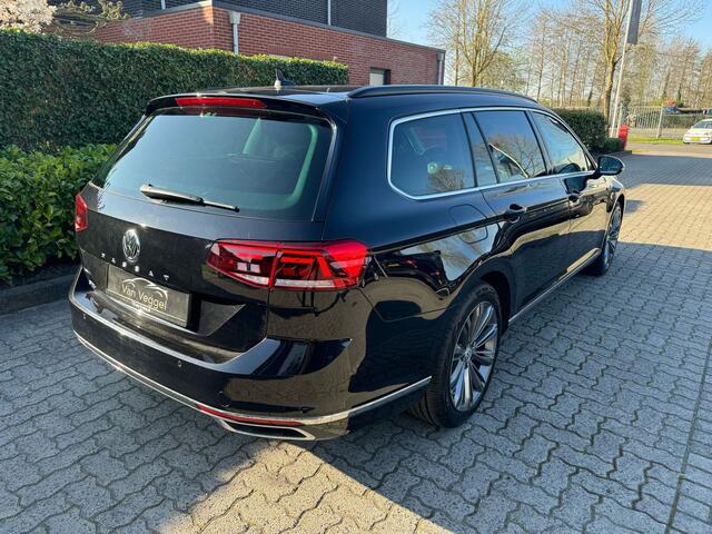 Volkswagen PASSAT 1.4 TSI PHEV GTE Business virtual cockpit, pano, memory stoel