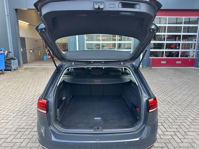 Volkswagen PASSAT 1.4 TSI DSG GTE CAMERA/NAVI/CARPLAY/ACC/STOELVERW