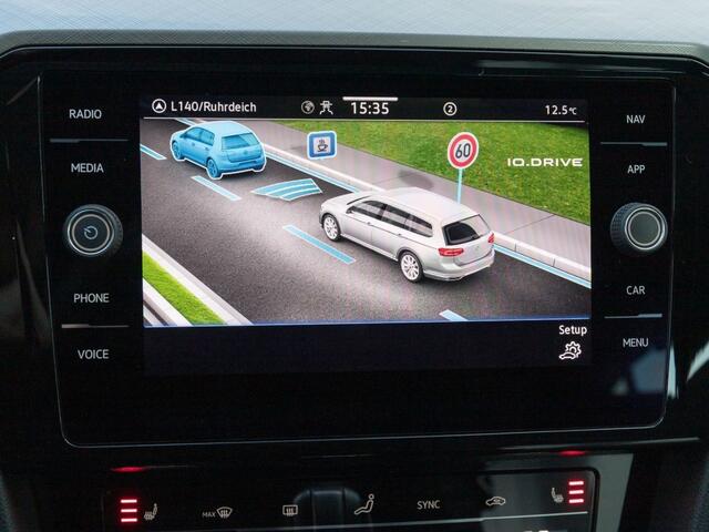 Volkswagen PASSAT 1.4TSI PHEV GTE Business Matrix LED Navi ADCR Camera Top!