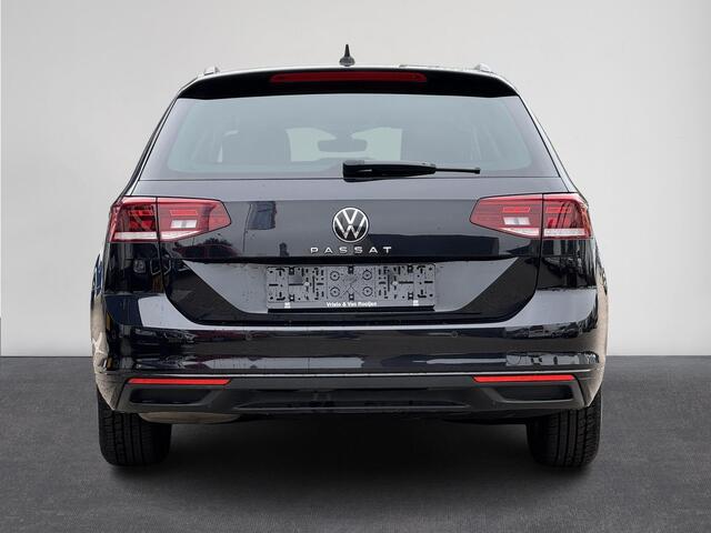 Volkswagen PASSAT Variant 1.5 TSI Business 150PK Automaat | Climate Control | LED Verlichting | Cruise Control Adaptief | Winter-pakket | Carplay | Navi | Elektrische Trekhaak | ( Vestiging - Vianen )