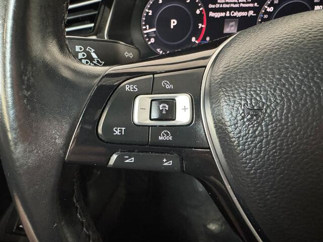 Volkswagen PASSAT Variant R-Line 1.4 TSI ACT Highline Business R
