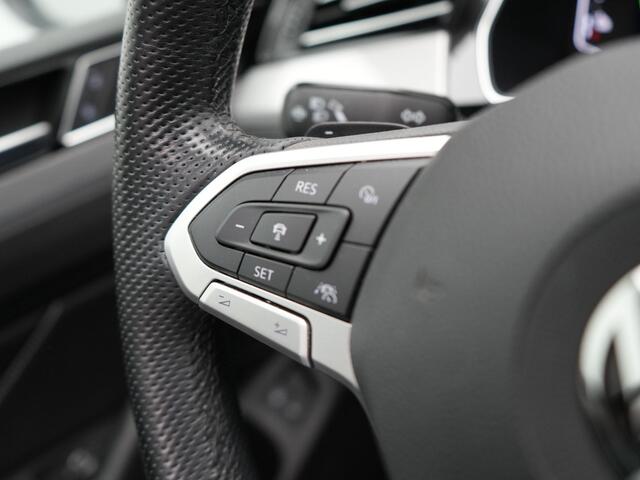 Volkswagen PASSAT Variant GTE Business Plug In Hybrid 218pk PHEV | Panodak | Adaptive Cruise | Lederen Sportstoelen Massage | Camera | Virtual | IQ Drive | Apple Carplay |