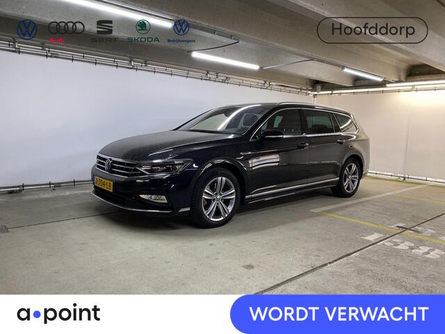 Volkswagen PASSAT Variant 1.5 TSI R-Line Business 150 pk Automaat (DSG) | Verlengde garantie | Navigatie | Parkeersensoren | Achteruitrijcamera | Adaptieve cruise control | Stoelverwarming |