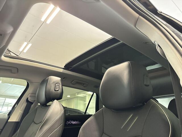 Volkswagen PASSAT Variant 1.5 204pk DSG eHybrid Elegance Business · Panoramadak · 360 Camera · Elek. Trekhaak · Stoelmassage · Stoelventilatie · 18'' Inch · Garantie t/m 05-08-2029 of 100.000km