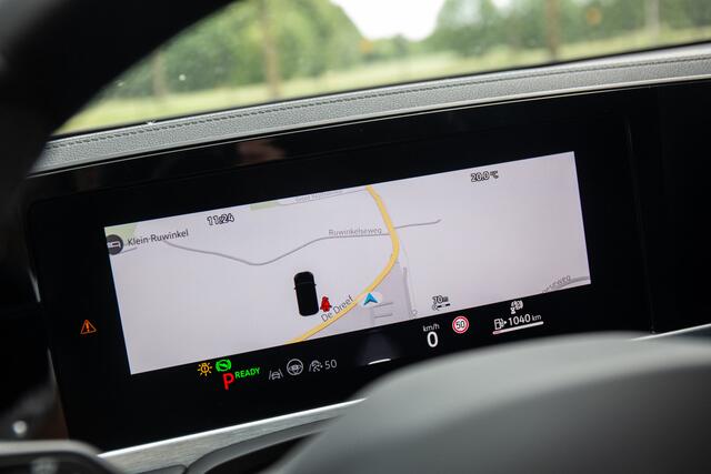Volkswagen PASSAT Variant 1.5 eTSI Elegance Business , Massagestoelen, Adap. cruise, HUD, Carplay,