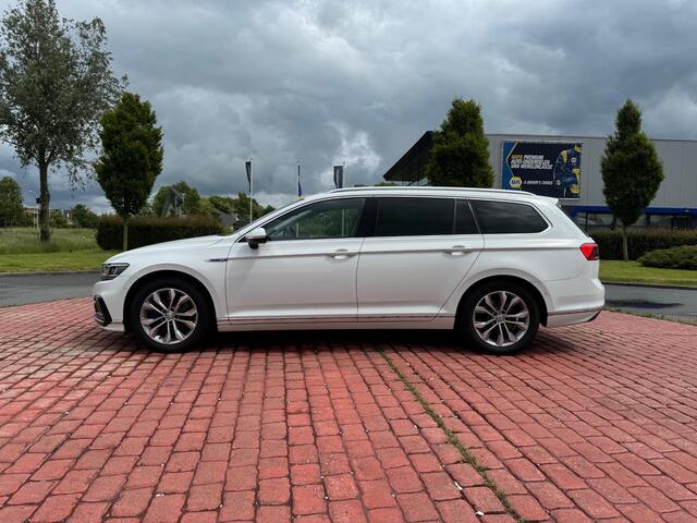 Volkswagen PASSAT Variant 1.4 TSI PHEV GTE Business | 218 Pk | Trekhaak | Pano Dak | ACC | Park assist | A-Camera | HUD |