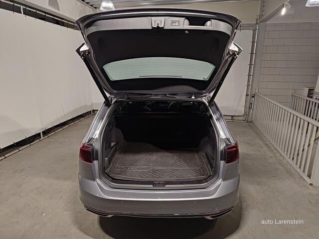 Volkswagen PASSAT Variant 1.4 TSI PHEV 218pk GTE Business Plus Carplay / Leer / A.Cam./ Navi./ Trekhaak / Panoramadak / Standkachel / Geheug- Massagestoel / Winter Pack