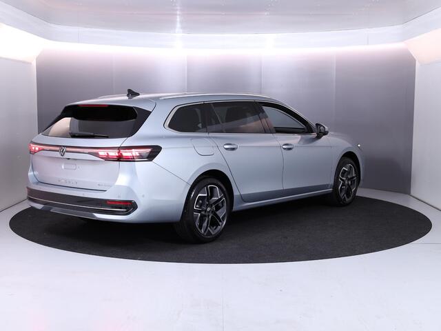 Volkswagen PASSAT Variant Elegance Business 1.5 eHybrid 150 kW / 204 pk Vari