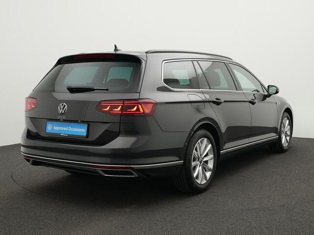 Volkswagen PASSAT Variant 1.4 TSI 218 pk DSG PHEV GTE Business | Trekhaak | IQ Light | Achteruitrijcamera | Navigatie | Stoelverwarming | Massage | Adaptive Cruise
