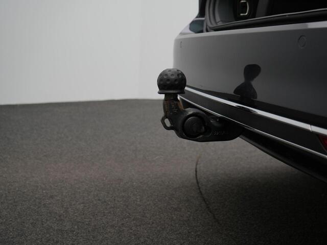 Volkswagen PASSAT Variant 1.4 TSI 218 pk DSG PHEV GTE Business | Trekhaak | IQ Light | Achteruitrijcamera | Navigatie | Stoelverwarming | Massage | Adaptive Cruise