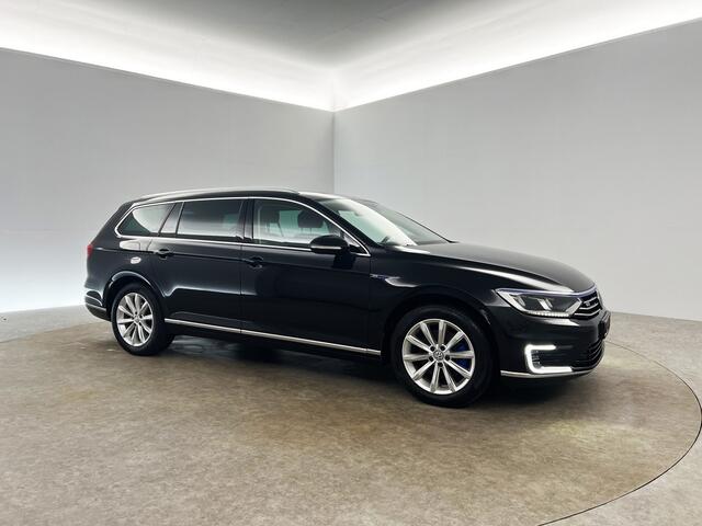Volkswagen PASSAT 1.4 TSI GTE 231PK DSG Hybride LED Carplay Camera Cruise Clima Navigatie 17"LMV