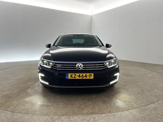 Volkswagen PASSAT 1.4 TSI GTE 231PK DSG Hybride LED Carplay Camera Cruise Clima Navigatie 17"LMV