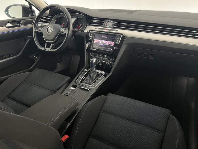 Volkswagen PASSAT 1.4 TSI GTE 231PK DSG Hybride LED Carplay Camera Cruise Clima Navigatie 17"LMV