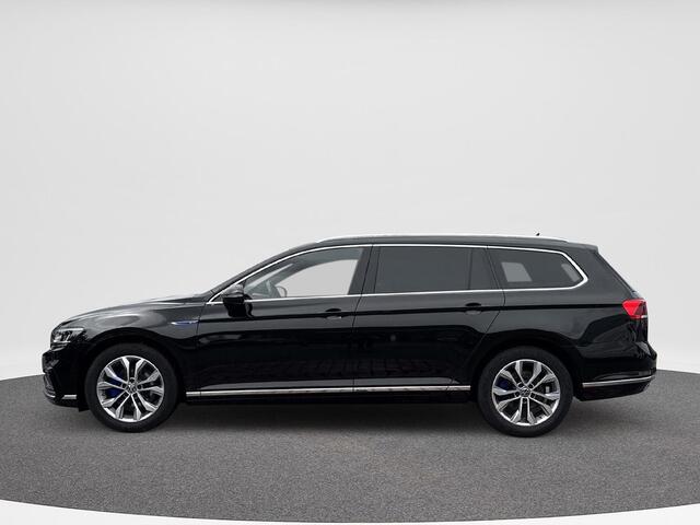 Volkswagen PASSAT Variant 1.4 TSI PHEV GTE Business 218Pk | Trekhaak | Pano Dak | ERGO Massage | App Connect |