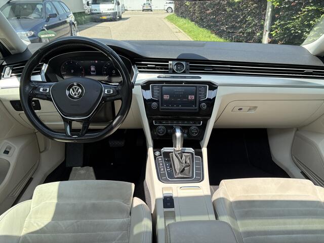 Volkswagen PASSAT 2.0 TSI 4Motion Highline / AUTOMAAT / PANORAMADAK / HEAD-UP / NAVI