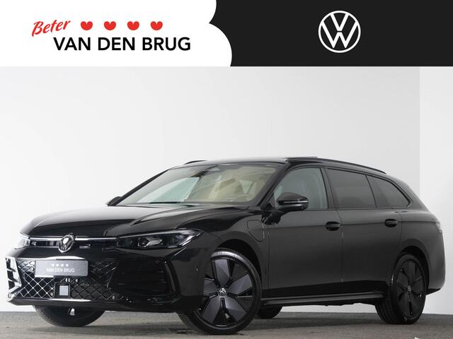 Volkswagen PASSAT Variant R-Line 1.5 eHybrid 272 PK DSG | LED Matrix IQ | Panoramadak | Head-Up | Trekhaak | Harma/Kardon |