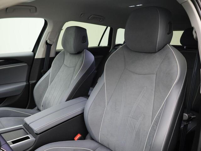 Volkswagen PASSAT Variant 1.5eHybrid 150kW/204PK Business DSG · Navigatie · Trekhaak · Camera · Massagefunctie · Garantie tot augustus 2029 of 100000km