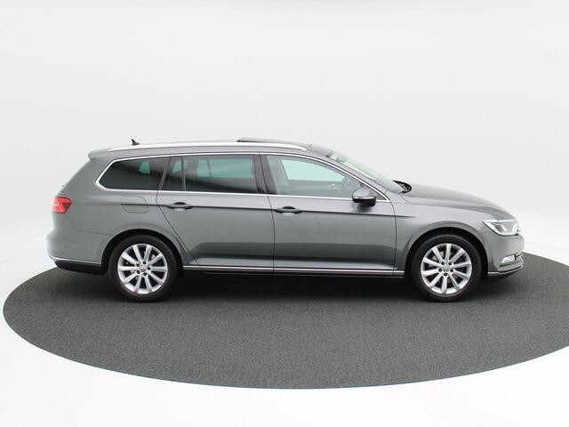 Volkswagen PASSAT Variant 1.4 TSi 150 Pk Automaat Highline | Panoramadak | Climate Control | Parkeersensoren | Bluetooth | Navigatie | 17 inch | 88.291 Km!!