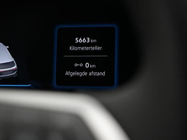 Volkswagen PASSAT Variant 1.5 204 pk DSG eHybrid Business | Trekhaak | Leder/alcantara | Stuur-/stoelverwarming | Achteruitrijcamera | Massage