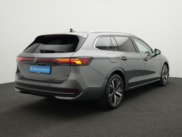 Volkswagen PASSAT Variant 1.5 204 pk DSG eHybrid Business | Trekhaak | Leder/alcantara | Stuur-/stoelverwarming | Achteruitrijcamera | Massage