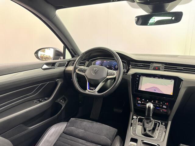 Volkswagen PASSAT Variant 1.4 TSI PHEV GTE / DigiCock / Leder/Alcantara / NaviPRO