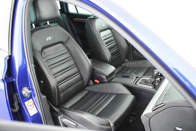 Volkswagen PASSAT Variant 1.5 TSI 150pk DSG 2x R-Line Keyless Camera Virtual Cockpit Panoramadak Navigatie