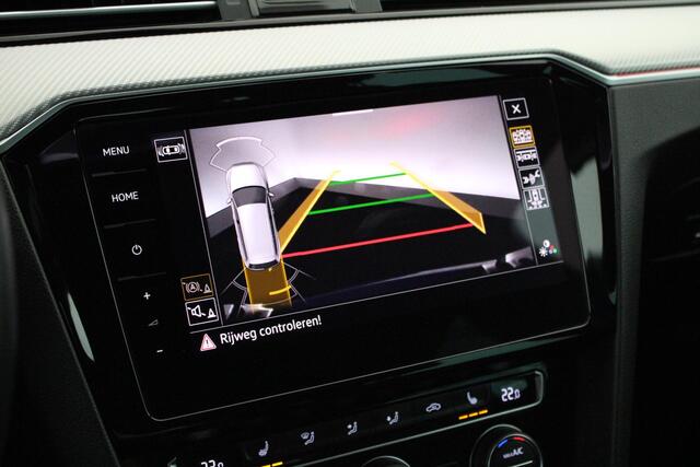 Volkswagen PASSAT Variant 1.5 TSI 150pk DSG 2x R-Line Keyless Camera Virtual Cockpit Panoramadak Navigatie