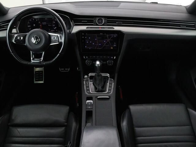 Volkswagen PASSAT Variant 1.5 TSI HL Bns R | Panoramadak | Leder | Keyless | Stoelverwarming | Carplay | Adaptive Cruise | Elektrische achterklep
