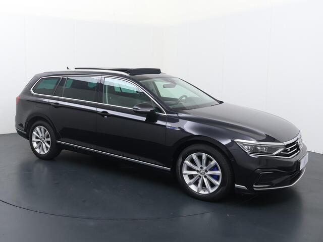 Volkswagen PASSAT Variant 1.4 TSI PHEV GTE Business | 218 PK | Automaat | SoH 89% | Multifunctioneel stuurwiel | Adaptive Cruisecontrol | Panoramadak | Stoelverwarming |