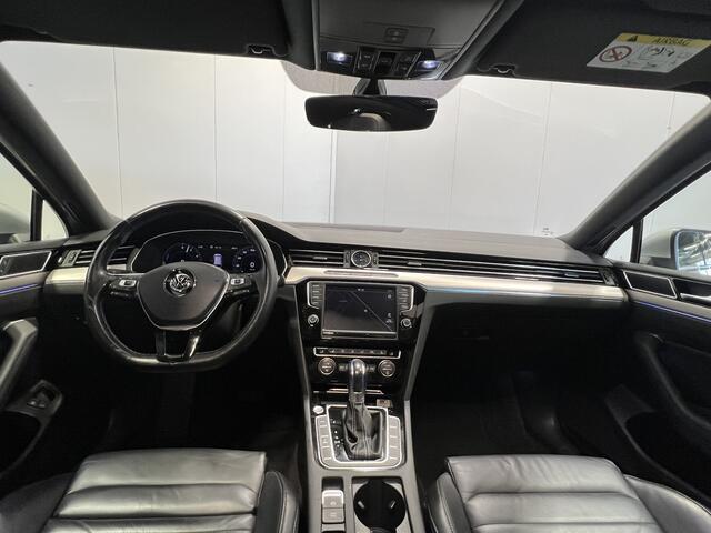 Volkswagen PASSAT Variant 1.4 TSI GTE Connected Series Plus | Navigatie/Android/Apple Carplay | LM Velgen 18" | Elektrische Trekhaak | Voorstoelen Verwarmd | Cruise Control Adaptief |