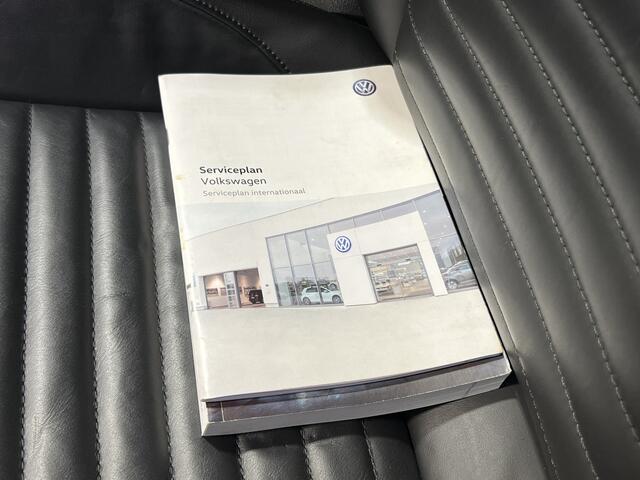 Volkswagen PASSAT Variant 1.4 TSI GTE Connected Series Plus | Navigatie/Android/Apple Carplay | LM Velgen 18" | Elektrische Trekhaak | Voorstoelen Verwarmd | Cruise Control Adaptief |