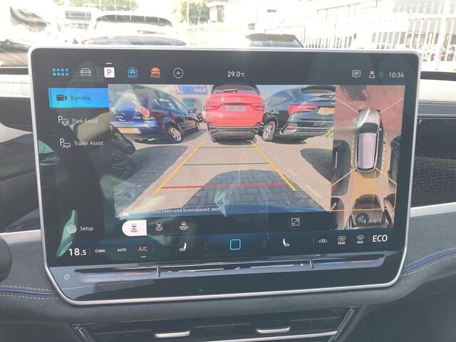 Volkswagen PASSAT Variant 1.5 eHybrid 272pk DSG R-Line Edition · Navigatie · Parkeersensoren · Panoramadak · Garantie t/m 30-07-2029 of 100.000km