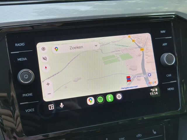 Volkswagen PASSAT Variant 1.4 TSI PHEV Plug-in GTE Business Automaat / Comfort-pakket / Trekhaak-pakket / Travel Assist Plus / Trekgewicht 1600 kg / Glazen schuif- en kanteldak / Bestuurdersstoel met massage functie / Apple Carplay Android Auto /
