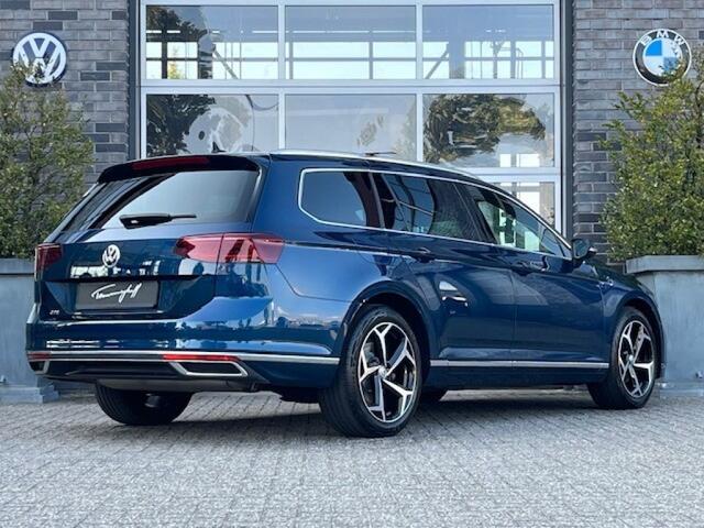 Volkswagen PASSAT VARIANT 1.4 TSI GTE - VIRTU - HEAD UP - LEDER - PANO - IQ LIGHTS - TREKH. - 18 INCH