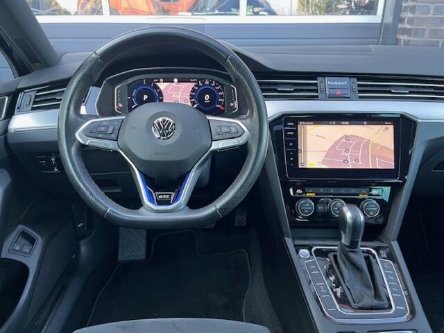 Volkswagen PASSAT VARIANT 1.4 TSI GTE - VIRTU - HEAD UP - LEDER - PANO - IQ LIGHTS - TREKH. - 18 INCH