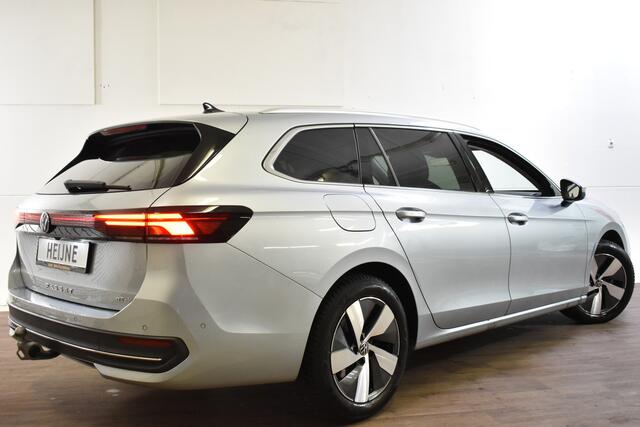 Volkswagen PASSAT Variant 1.5 eTSI 150PK DSG BUSINESS ALCANTARA/360°CAMERA/TREKHAAK