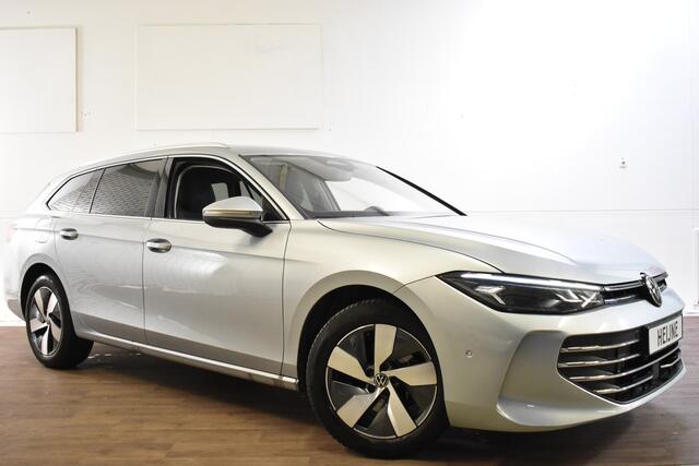 Volkswagen PASSAT Variant 1.5 eTSI 150PK DSG BUSINESS ALCANTARA/360°CAMERA/TREKHAAK