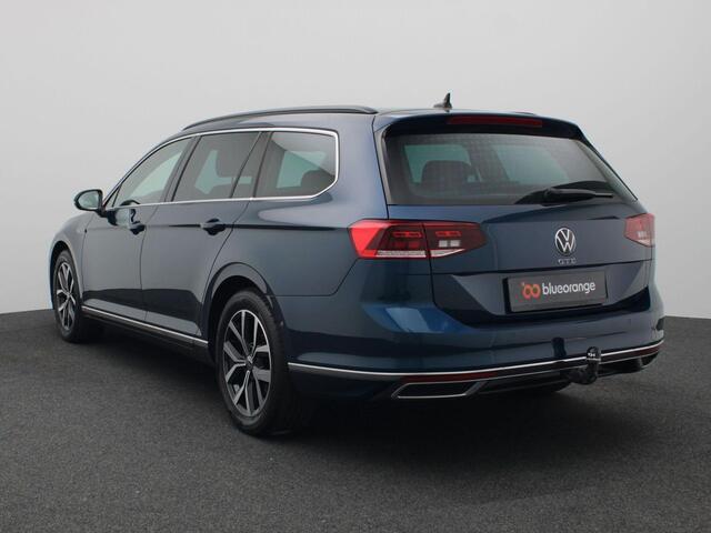 Volkswagen PASSAT 1.4 TSI PHEV GTE Business 218PK DSG Adaptieve Cruise Controle, Virtual Cockpit, Elektr. Achterklep, Navi, Stoel-Stuurverwarming, Achteruitrijcamera, Trekhaak, 17" LM Velgen