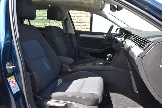 Volkswagen PASSAT 1.4 TSI PHEV GTE BNS, Apple Carplay, Virtual, Camera