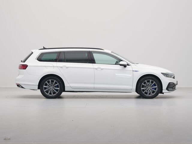 Volkswagen PASSAT Variant 1.4 TSI 218pk PHEV GTE Navigatie iQ Light Side Assist Camera