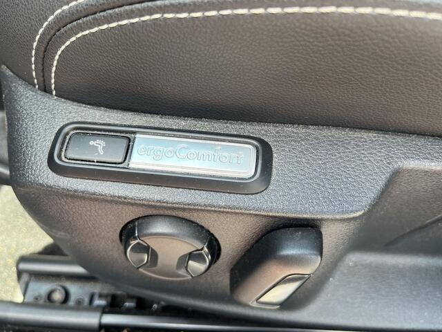 Volkswagen PASSAT Variant 1.4 TSI PHEV GTE Business | 218 Pk | Trekhaak | ERGO | Dynaudio | ACC | DCC |