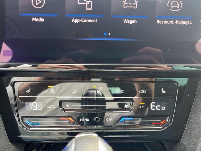 Volkswagen PASSAT Variant 1.4 TSI PHEV GTE Business | 218 Pk | A-Camera | ERGO Massage | Trekhaak | Lane | Side Assist |