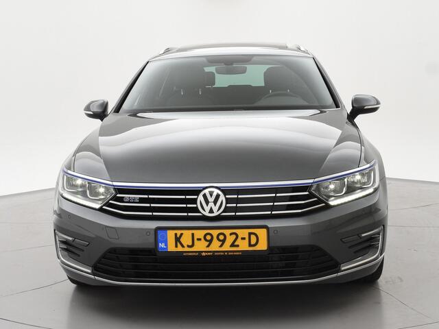 Volkswagen PASSAT Variant 1.4 TSI GTE 218 PK HIGHLINE AUT. + TREKHAAK | PANORAMA | VIRTUAL COCKPIT | CARPLAY | 18 INCH