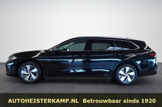 Volkswagen PASSAT Variant 2.0 TDI 150 PK DSG ACC LED 360 Camera Trekhaak Massage