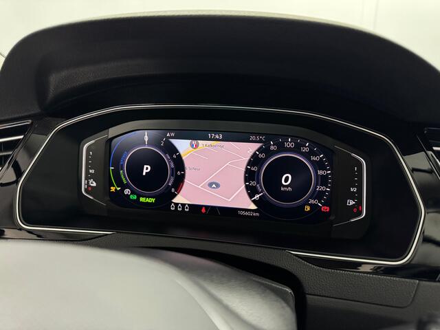 Volkswagen PASSAT Variant 1.4 TSI PHEV GTE / Pano / 360*camera / HUD