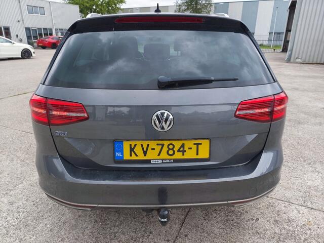 Volkswagen PASSAT Variant 1.4 TSI GTE Connected Series Plus - COMING SOON